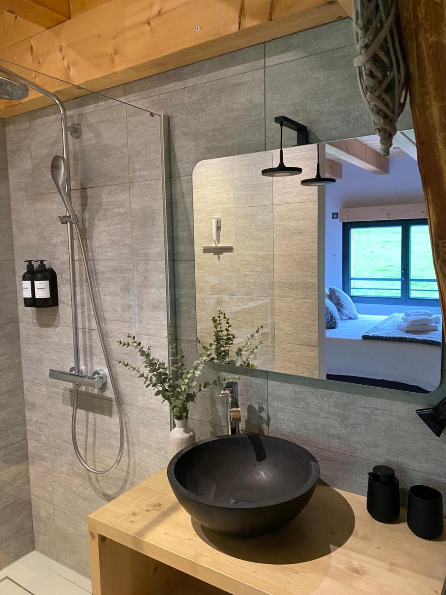 Gite De Charme Avec Jacuzzi #Calme #Cosy Viuz-en-Sallaz ภายนอก รูปภาพ